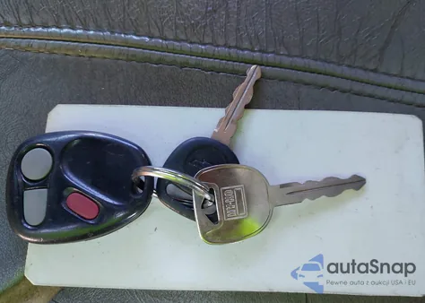 2001 Chevrolet Suburban 1500 Lt from USA, damaged, VIN 3GNEC16T91G215885